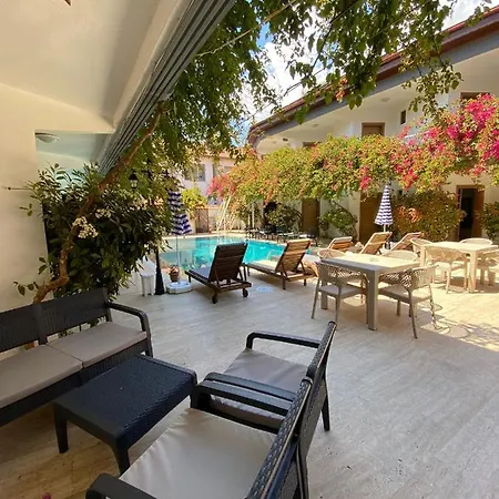 Eon Dalyan Boutiqie Bed and Breakfast *