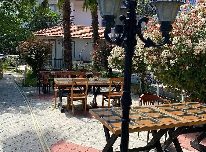 Eon Dalyan Boutiqie *